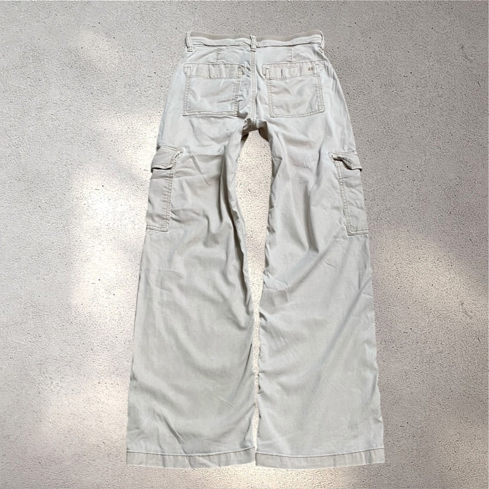 American Eagle Outfitters Mid Rise Cream Beige Cargo Style Wide Leg Pants - Picture 2 of 9